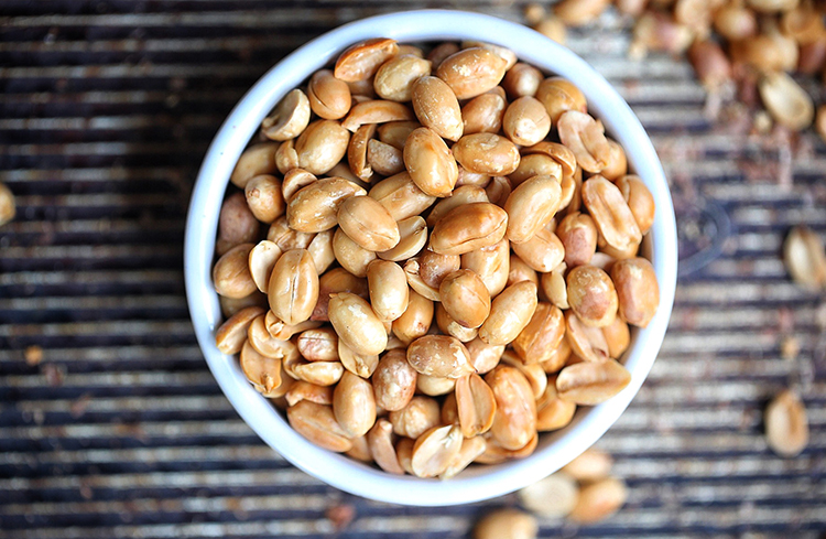 Жареный арахис