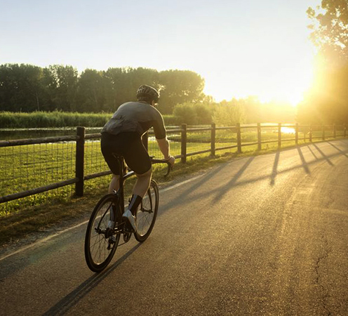 Катание на велосипеде