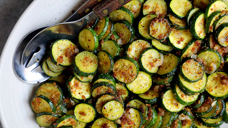 Приготовленный кабачок