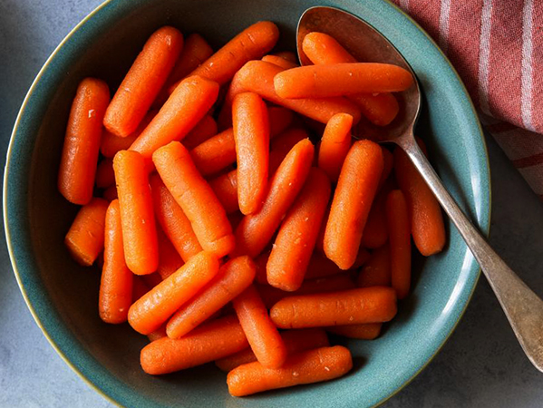 Свежая морковь