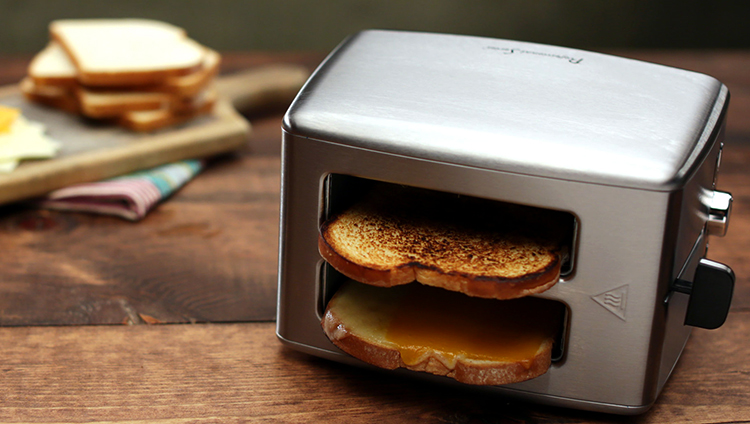 Хлеб в тостере