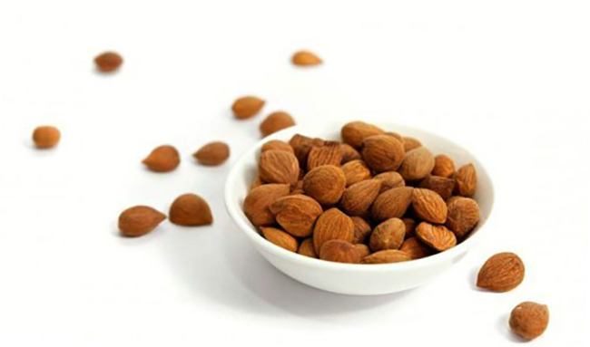 Косточки в чаше