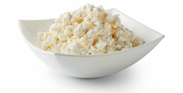 Тарелка козьего творога