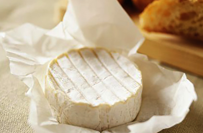 Круглый сыр бри