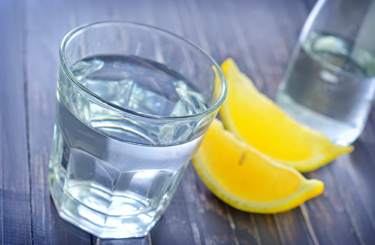 Вода и лимоны