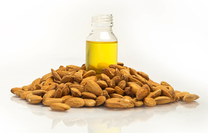 Бутылочка с маслом