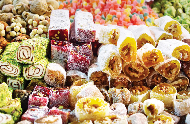 Много сладостей