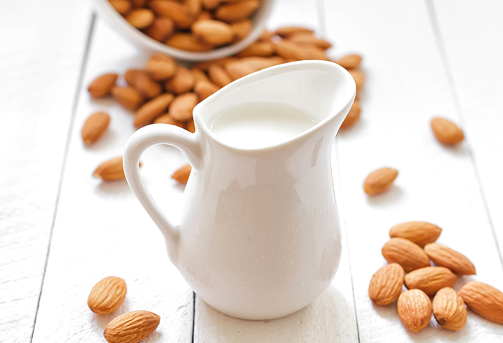 Молоко миндальное