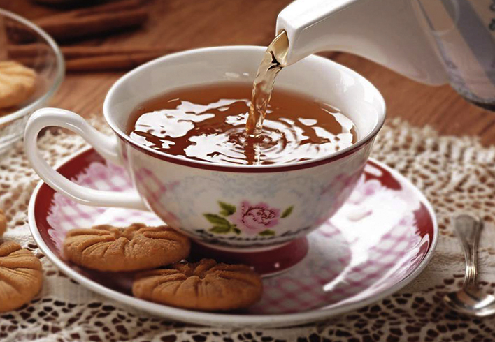 Наливание чая