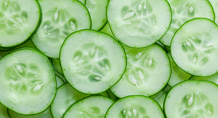Нарезанный огурец