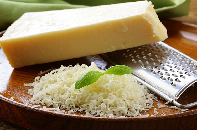 Натертый сыр