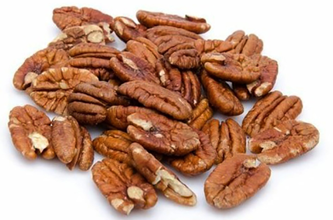 Очищенные орехи пекан