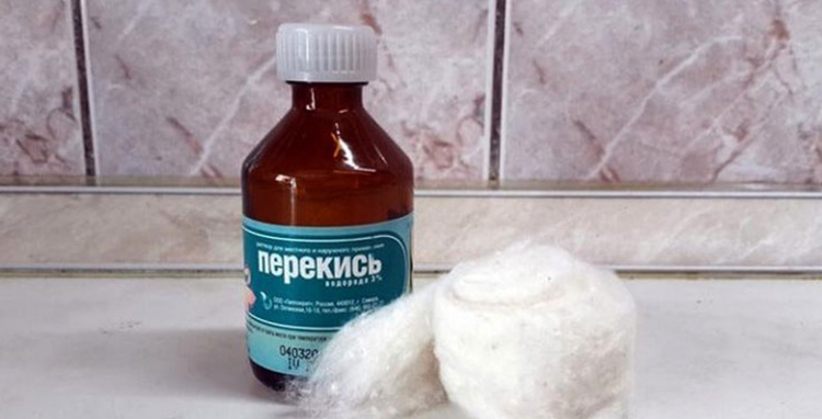 Перекись водорода и вата