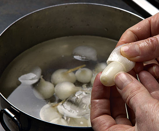 Приготовление вареного лука