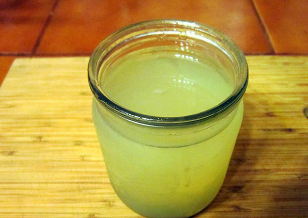 Банка с рассолом