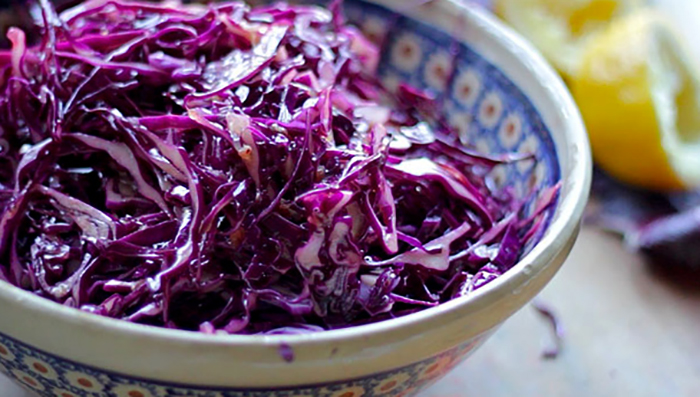 Салат из краснокачанной капусты