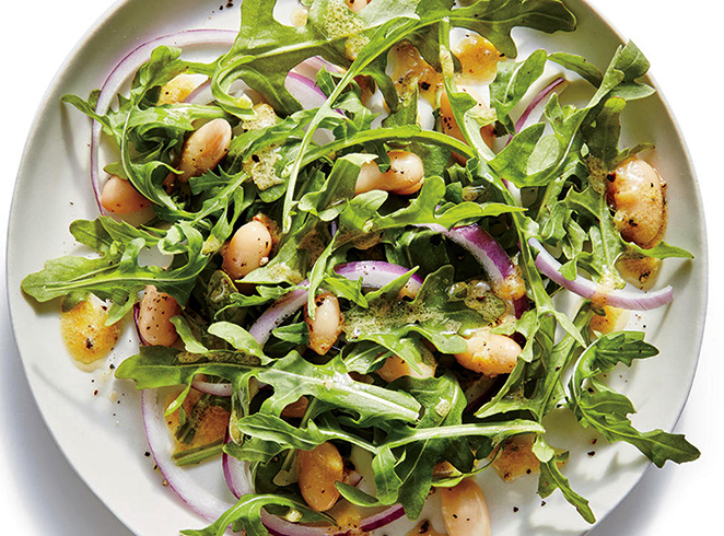 Салат с рукколой