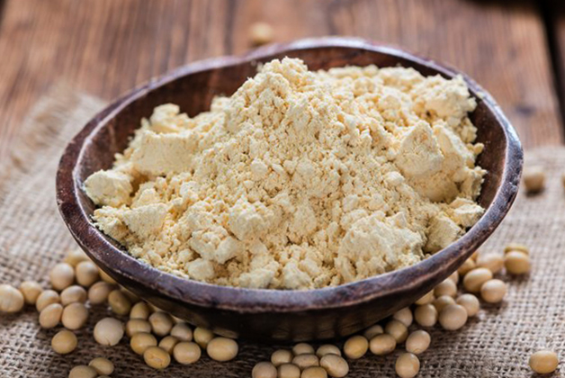 Свежие соя и соевая мука