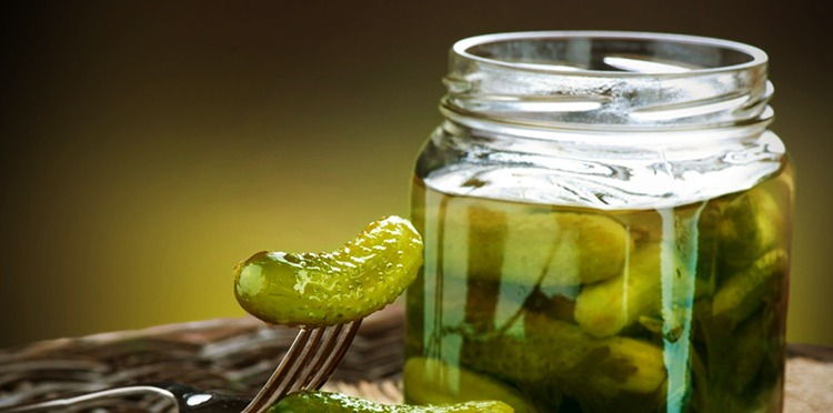 Соленые огурцы