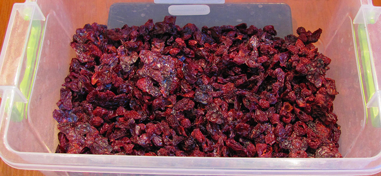 Сушенный кизил