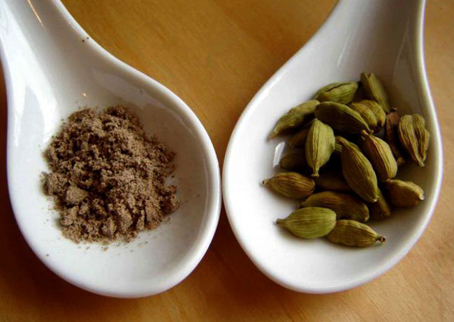 Свежий кардамон