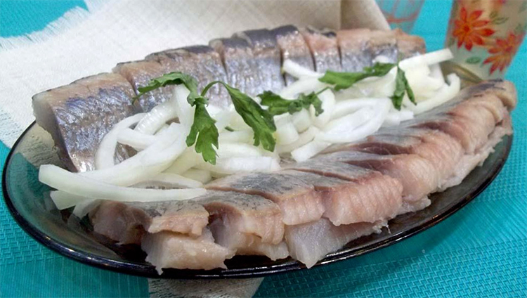 Свежая селедка