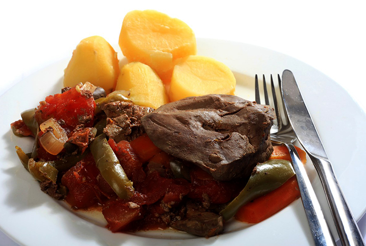 Говяжья печень перед употреблением