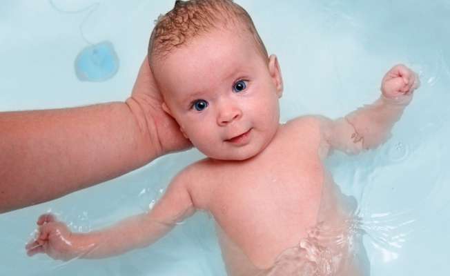 купание малыша